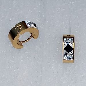18k Gold Plated Huggie Earrings Decorated With CZ
